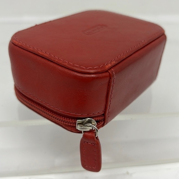 Coach Vintage Rare Red Leather Structured Zip Around Pillbox 3.5” x 2.5” - Picture 3 of 7